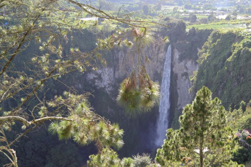 Zoomer sur l'image : Cascade Sipisopiso